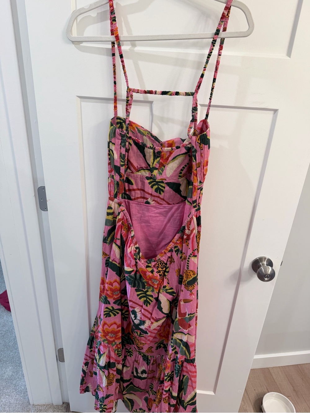 Farm Rio Pink Tropical Print Strappy Women’s Sundresse - Picture 3 of 4